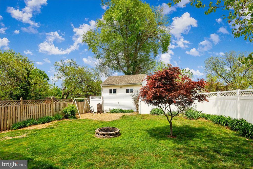 Image 35 of property listing at 3500 MACTAVISH AVE, Baltimore, MD 21229