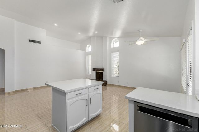 9907 E WOOD Drive, Scottsdale, AZ 85260