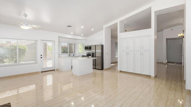 9907 E WOOD Drive, Scottsdale, AZ 85260
