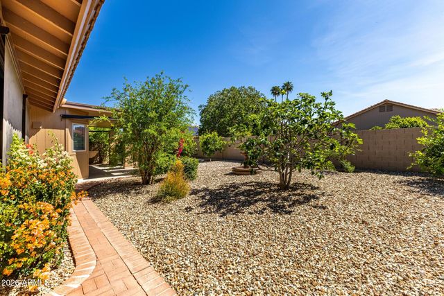 9907 E WOOD Drive, Scottsdale, AZ 85260