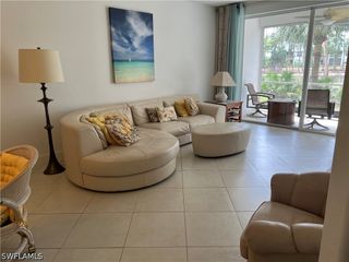 1240 Sarah Jean CIR M102, Naples, FL 34110