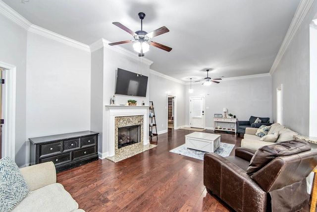 388 Pond Dr, Thibodaux, LA 70301