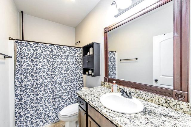 388 Pond Dr, Thibodaux, LA 70301