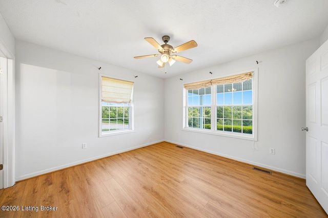 1119 Ballard Rd, Lawrenceburg, KY 40342