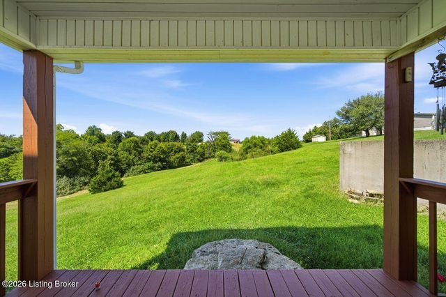 1119 Ballard Rd, Lawrenceburg, KY 40342