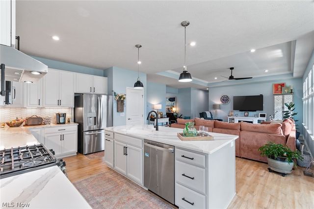 3310 Stoneleigh Road NE, Canton, OH 44721