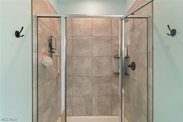 3310 Stoneleigh Road NE, Canton, OH 44721