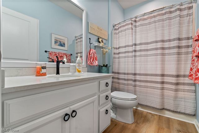 3310 Stoneleigh Road NE, Canton, OH 44721