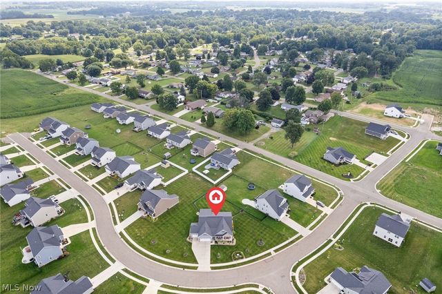 3310 Stoneleigh Road NE, Canton, OH 44721
