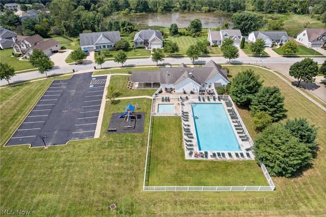 3310 Stoneleigh Road NE, Canton, OH 44721