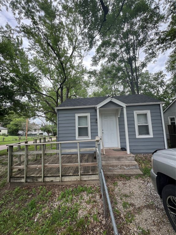 3618 Dubuque Avenue, Des Moines, IA 50317