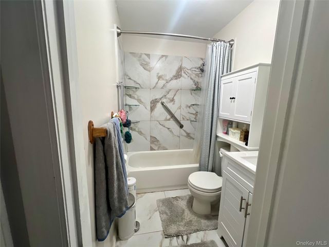 10 Rutland Road, Mastic, NY 11950