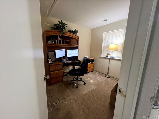 10 Rutland Road, Mastic, NY 11950