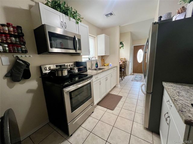 10 Rutland Road, Mastic, NY 11950