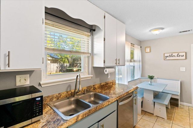 206 Seville Circle, Mary Esther, FL 32569