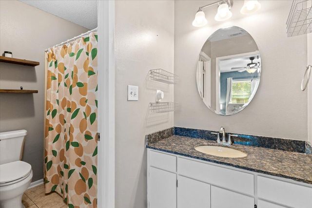 206 Seville Circle, Mary Esther, FL 32569