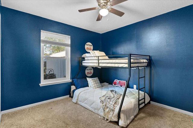 206 Seville Circle, Mary Esther, FL 32569