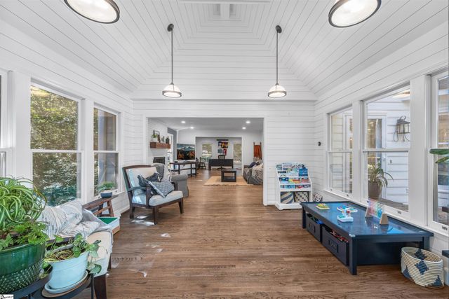 110 Oak Creek Lane, Greenville, SC 29615