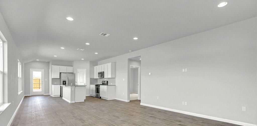 480 Globe Mallow CIR, Kyle, TX 78640