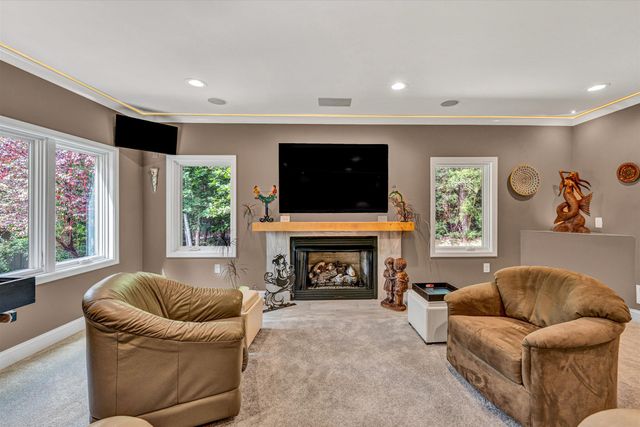 116 Deer Creek DR, Moneta, VA 24121