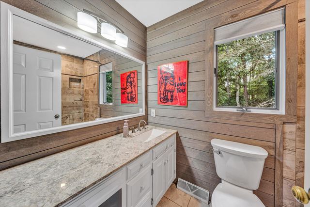 116 Deer Creek DR, Moneta, VA 24121