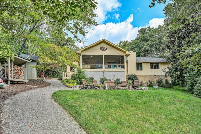 116 Deer Creek DR, Moneta, VA 24121