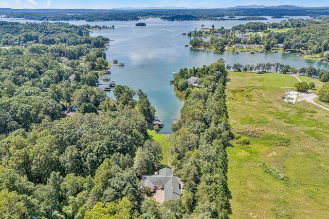 116 Deer Creek DR, Moneta, VA 24121