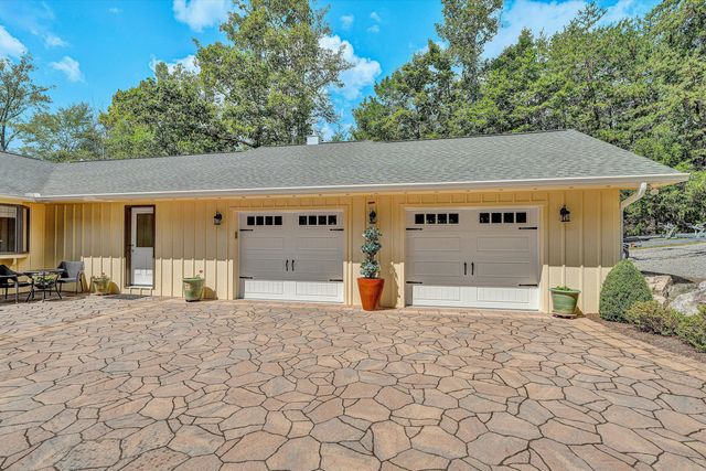 116 Deer Creek DR, Moneta, VA 24121