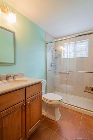 82 Lancaster Road, West Hartford, CT 06119