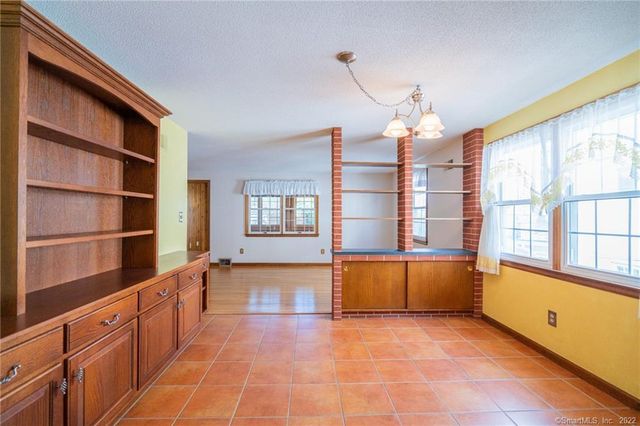 82 Lancaster Road, West Hartford, CT 06119