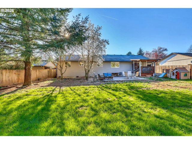 505 N HUBBARD Ave, Yacolt, WA 98675