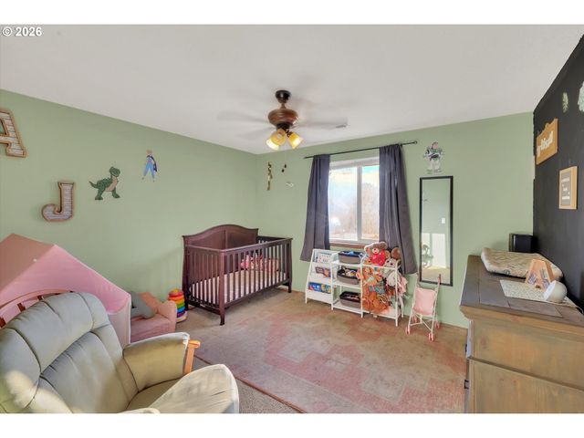 505 N HUBBARD Ave, Yacolt, WA 98675