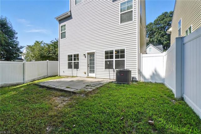 516 Cape Joshua LN, Virginia Beach, VA 23462
