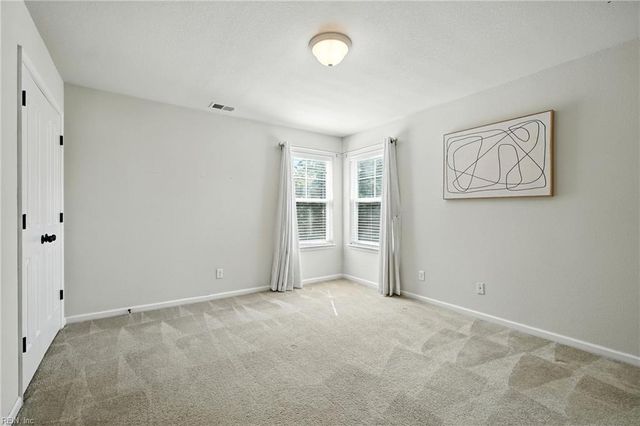 516 Cape Joshua LN, Virginia Beach, VA 23462