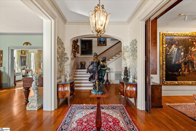 780 W Main Street, Laurens, SC 29360