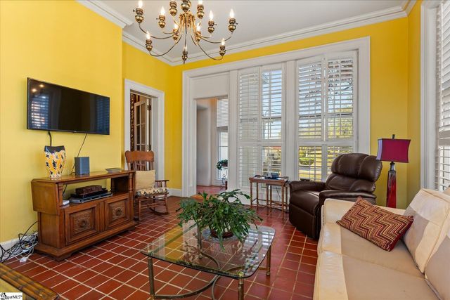 780 W Main Street, Laurens, SC 29360