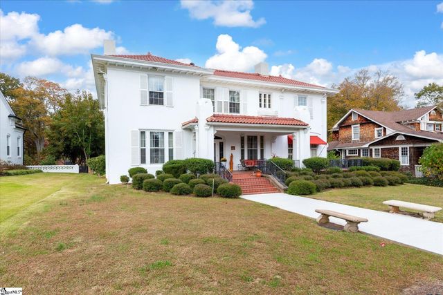 780 W Main Street, Laurens, SC 29360