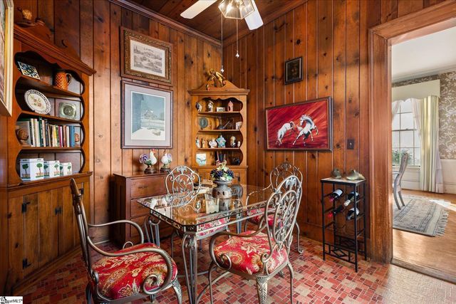 780 W Main Street, Laurens, SC 29360