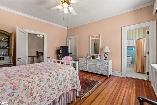 780 W Main Street, Laurens, SC 29360