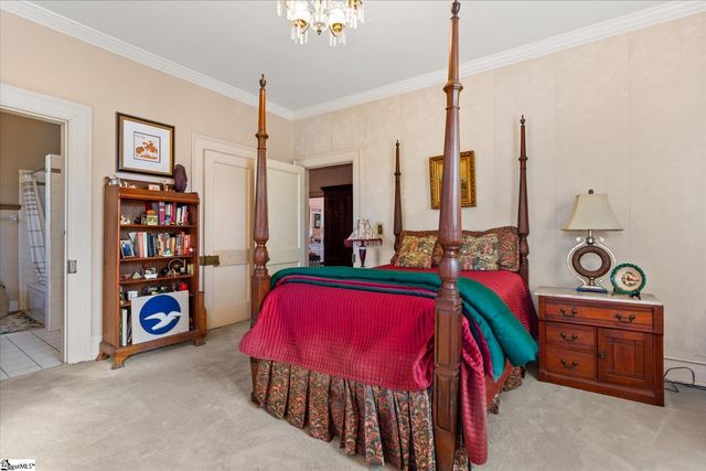 780 W Main Street, Laurens, SC 29360