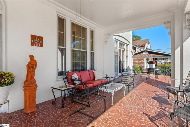 780 W Main Street, Laurens, SC 29360