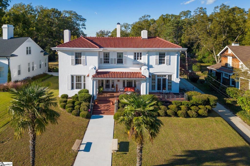 780 W Main Street, Laurens, SC 29360