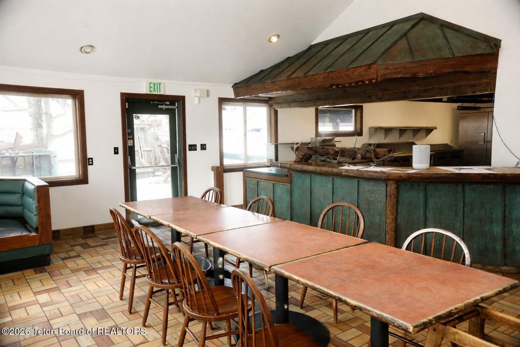 170 HIGHWAY 89, Alpine, WY 83128 photo 4