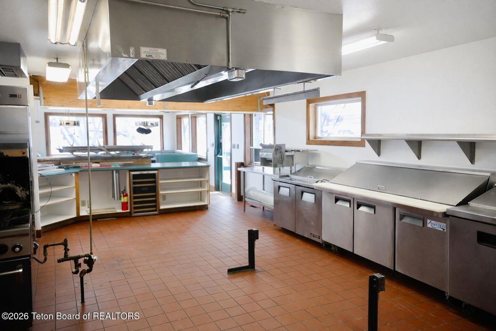 170 HIGHWAY 89, Alpine, WY 83128 photo 5