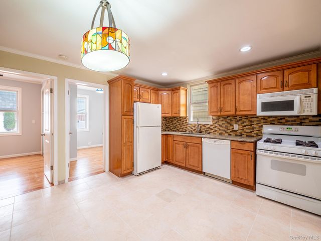 1315 130th Street, College Point, NY 11356