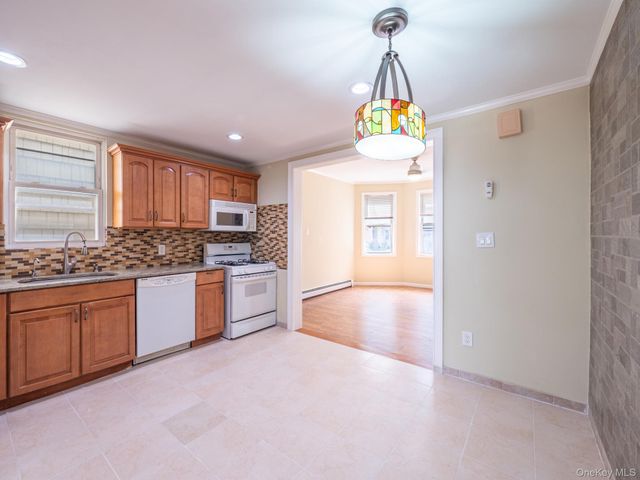 1315 130th Street, College Point, NY 11356