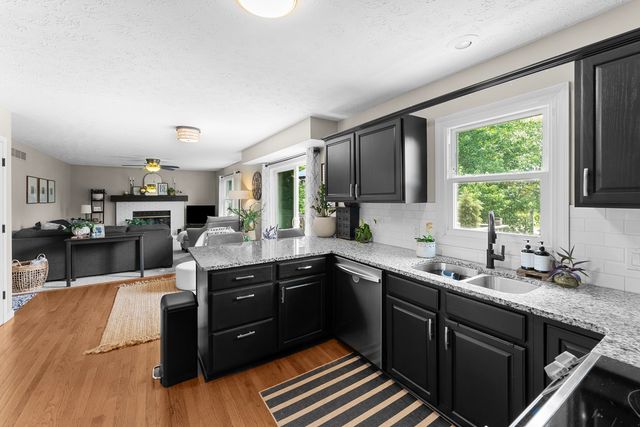 4478 34TH Street Court, Bettendorf, IA 52722