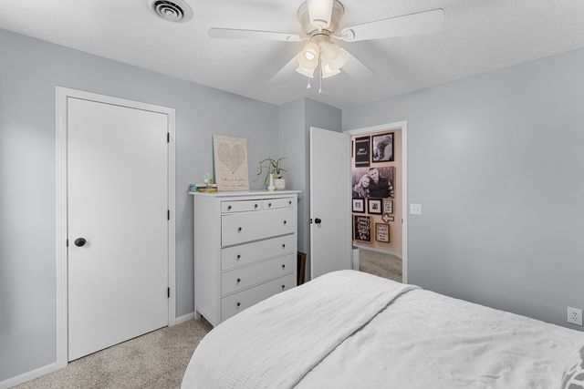 4478 34TH Street Court, Bettendorf, IA 52722
