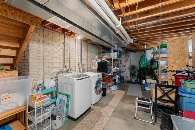 4478 34TH Street Court, Bettendorf, IA 52722
