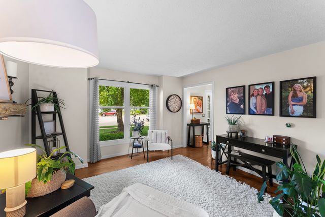 4478 34TH Street Court, Bettendorf, IA 52722
